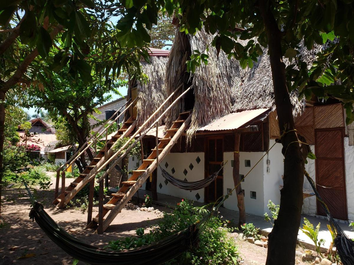 Maria Mulata Palomino Hostel Exterior photo